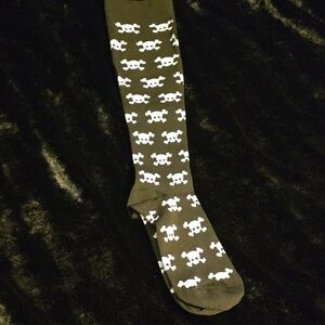 Edgy Black Skull Design Women's Socks